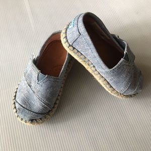 TOMS Chambray Denim Espadrille Alpargata Shoes